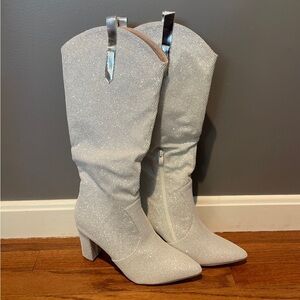 ⛔️SOLD⛔️ New Sparkly Boots
